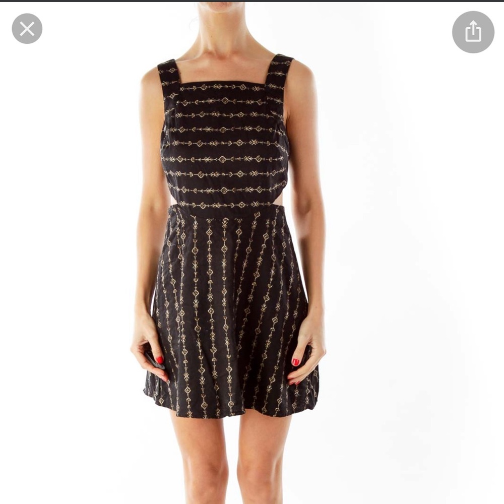 ECOTE Black and Tan Cut Out day dress